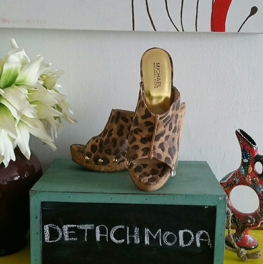 MICHAEL KORS WEDGES